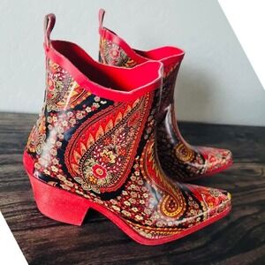 Corky's Women's Paisley Print Ankle Boots Red & Black Western Rain Booties Sz 7